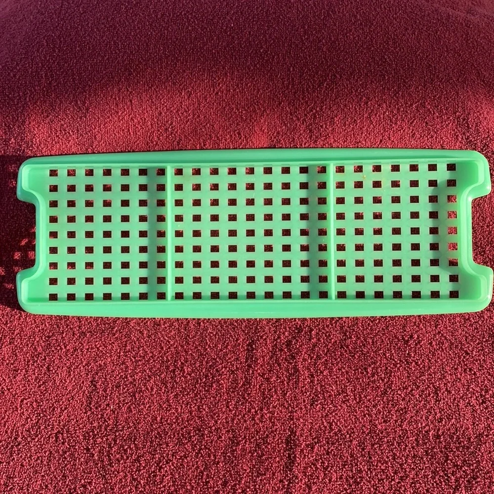 Tupperware Celery/Bread Keeper 3 Piece Vintage
